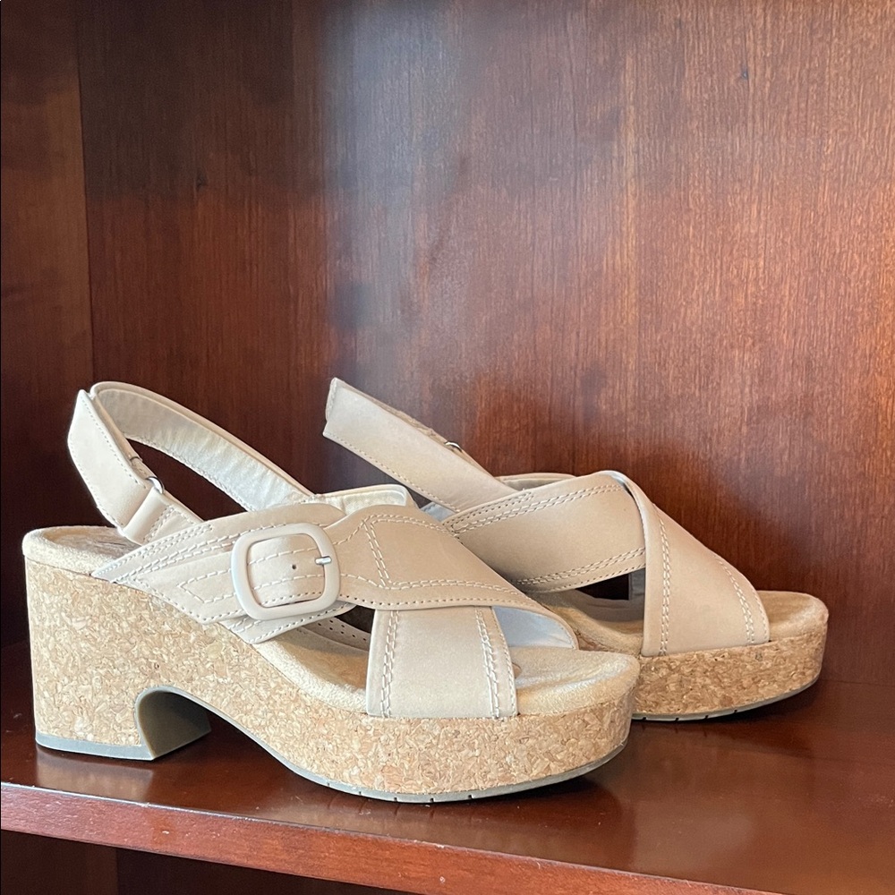 Clarks Nerisa Pace Wedge - NEW